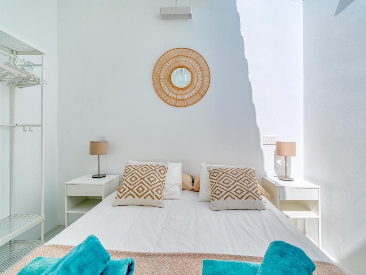 Aquarium Bungalow Private Jacuzzi, 3 Bedrooms, Ac And Bikes 마스팔로마스 외부 사진