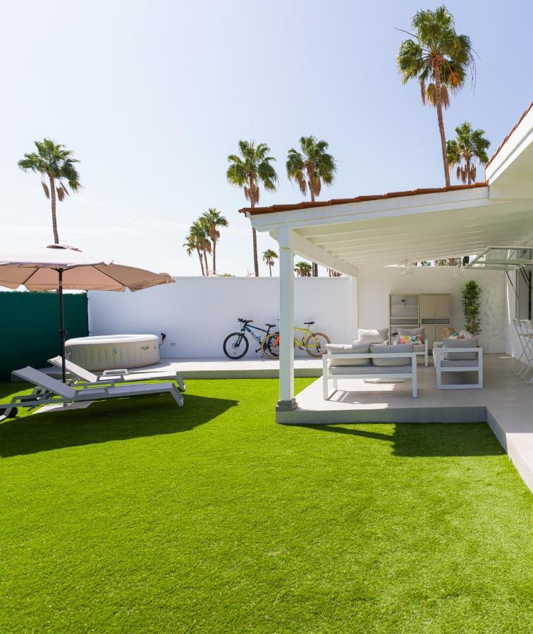 Aquarium Bungalow Private Jacuzzi, 3 Bedrooms, Ac And Bikes 마스팔로마스 외부 사진
